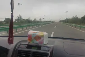 武威“金色大道”视频封面