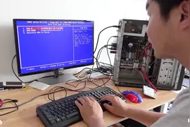 2008年的老电脑强行装原版msdn win10的系统，会发生什么视频封面