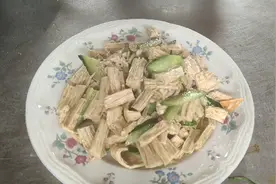 炒盘蟹子腐竹大姐连蟹子都不留视频封面