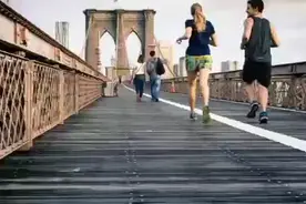 排汗与排尿的差别视频封面