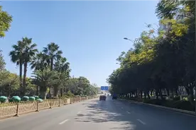 蒙自沿途风景，还有有轨电车视频封面