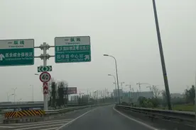 ”渝新欧”铁路起点站！视频封面