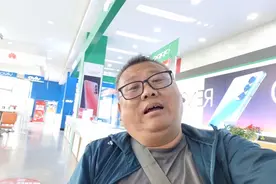 手机交费半个月，不能接打电话自己都不知道，去联通讨说法视频封面