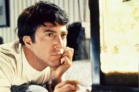 毕业生主题曲《The sound of silence》，西蒙、加芬克尔经典原唱