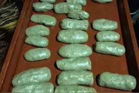 妈妈教做正宗纯手工清明野菜黄蒿粑，一口气吃四个，好吃停不下来视频封面