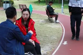 眼前的白不是白，你说的黑是什么黑