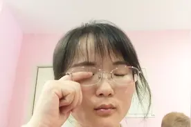 打工妹备孕半年没怀，一人偷偷去医院检查，看到报告单的时候想哭视频封面