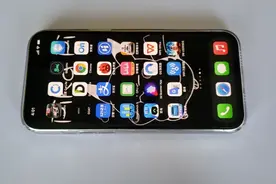 iPhone 12 Pro Max iOS14.3安兔兔跑分测试视频封面