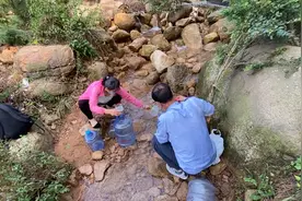 山东青岛，很多人到大珠山取水，这水真有那么好喝吗视频封面