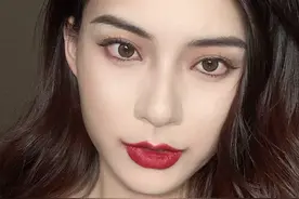 文案：Baby仿妆教程来了 这个女明星高级感妆容很适合秋天#美妆 #仿妆 #欧莱雅666视频封面