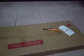 在网上买了一个电脑桌，自己动手组装，能组装上吗？