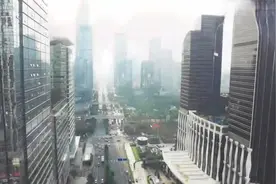陈学冬的《碎碎恋》，节奏感强劲，太喜欢了！视频封面