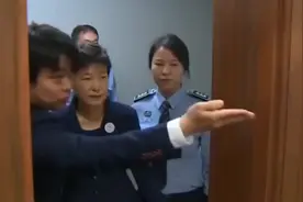 最后说中文！朴槿惠清华演讲稿竟是崔顺实改的视频封面