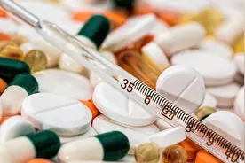 青霉素过敏休克的应急处理方法，每个家庭都要学一下！视频封面