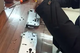 指纹锁电机锁体与机械锁体的区别，那种防盗系数更高呢？视频封面