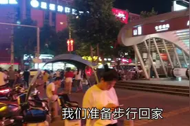 下班时间约小姐姐逛商城