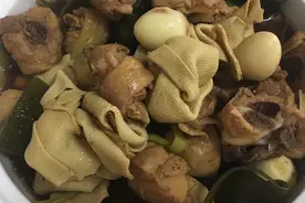 家庭版电饭煲炖鸡腿，软烂可口，一学就会，宝宝都喜欢吃视频封面
