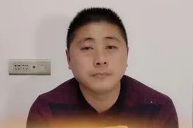 猪吃了吐，吐了又吃，很多猪场都会遇到此问题，3种方案供您选择视频封面