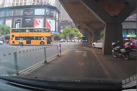 贵州贵阳 博爱路！贵阳好多路都禁止电瓶车走，大家觉得合理吗？视频封面