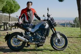 新车上市：Leoncino 500 Trail真空胎版售价43800元