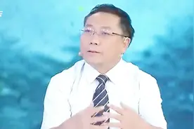 每天刷手机会有很多危害，这些你不知道的，专家现场讲解视频封面