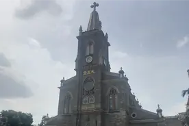 福建省最大的天主教堂，建筑精美可惜来的不凑巧，没有开放。视频封面