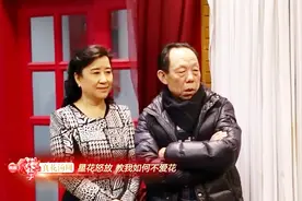 潘晓婷父亲专程来看女儿练舞！父女俩长得太像了，脸型一模一样！