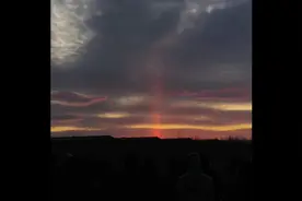 这个世界充满的遗憾，你弥补不了。下一站，安河桥北！