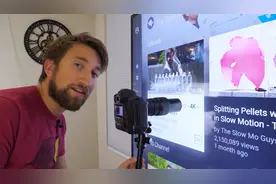 老外用高清摄像机，拍摄电视机成像原理，看完感觉不可思议视频封面