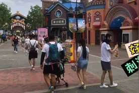 哈尔滨融创乐园豪横免门票，美女帅哥尖叫不断，小神兽玩疯啦