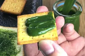 超简单抹茶奶油酱教程，涂抹在刚烤好的吐司上，一口销魂。