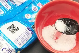 白糖和洗衣粉混合一起，彻底消灭蚊子老鼠，家家户户用得上！视频封面