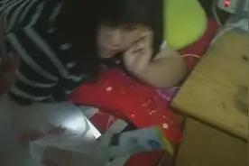 北漂小伙下班晚上不回家去干了什么？媳妇反而很感动