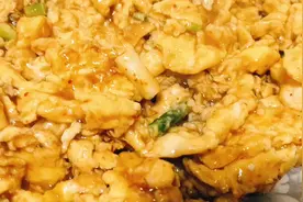 做个简单的黯然销魂鸡蛋，味道真不错，大家快试试吧！