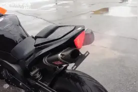 国外二手摩托车市场实拍雅马哈R1，这启动声浪真霸气视频封面