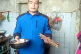 铁棍山药炖土鸡！这东西吃多了可会流鼻血欧！视频封面