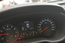 摩托车给小车充电半个小时，成功启动！视频封面