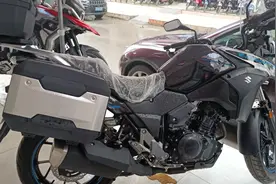 广东最大的摩托车批发市场，5万多元日产摩托车值得拥有吗？视频封面