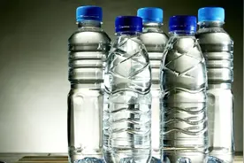 风靡日本的水素水有多神奇？游客们快醒醒，别再傻傻的交智商税了视频封面