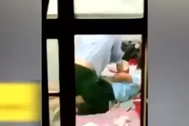网曝西安一母亲疑似虐打孩子，警方核实：不存在虐待行为视频封面