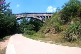 毛泽东时代，人定胜天的水利工程，六安市打山渡槽视频封面