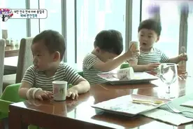 超人回来了宋家三胞胎，第一次吃西餐厅自助餐，这是要吃垮的节奏视频封面