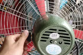 电风扇放家里不用再拿来就转不了，看看你家的是不是也是这个问题视频封面
