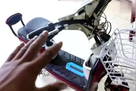 电动车淋过雨就不停的响，一般都是这里问题，很少有人知道视频封面