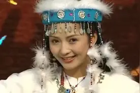 朱宏嘉并没为香妃19年未娶 他早已结婚生子 儿子和他一模一样视频封面