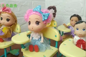 同学们的爸爸有的是厨师，有的是医生，乐乐的爸爸是做什么的呢