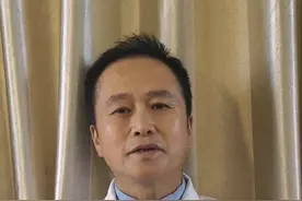 一转头就头晕恶心是怎么回事视频封面