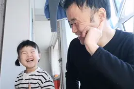 宝宝的一句我爱你，棉被哥听着心里暖暖的，幸福其实很简单！视频封面