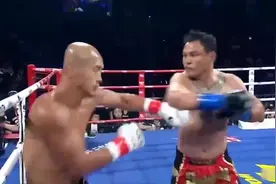 泰拳王杀玉狼打趴武僧一龙，强势KO对手，女神赵奕欢现场痛哭视频封面