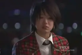 [是美男啊] 高美男人气超高被女人围得团团转，喝醉酒吐在花盆里视频封面